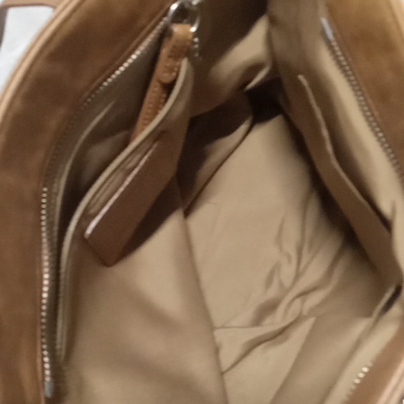 Handbag - Picture 7 of 8